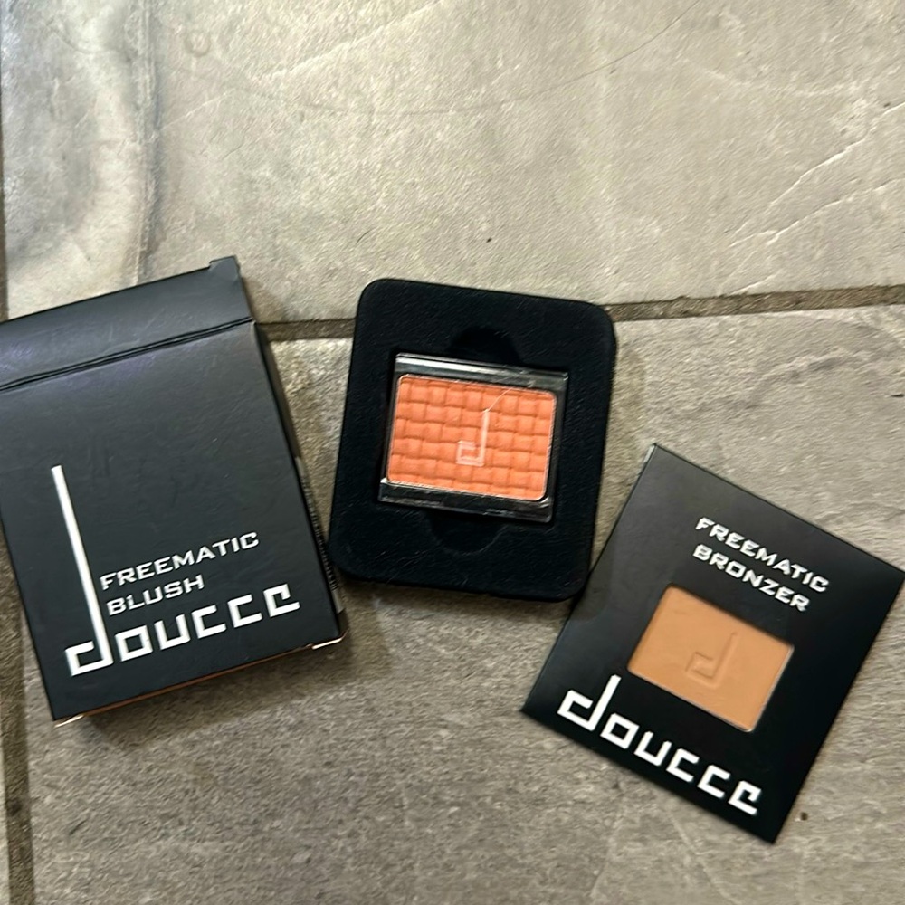 Doucce blush and bronzer combo